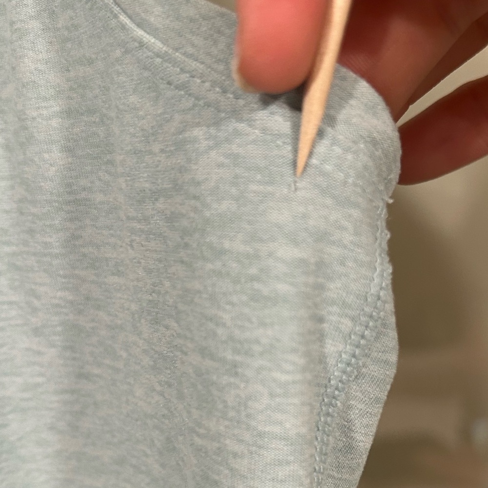 Oiselle Gray/Blue Fitted Sleeveless Tank Top - Picture 5 of 6